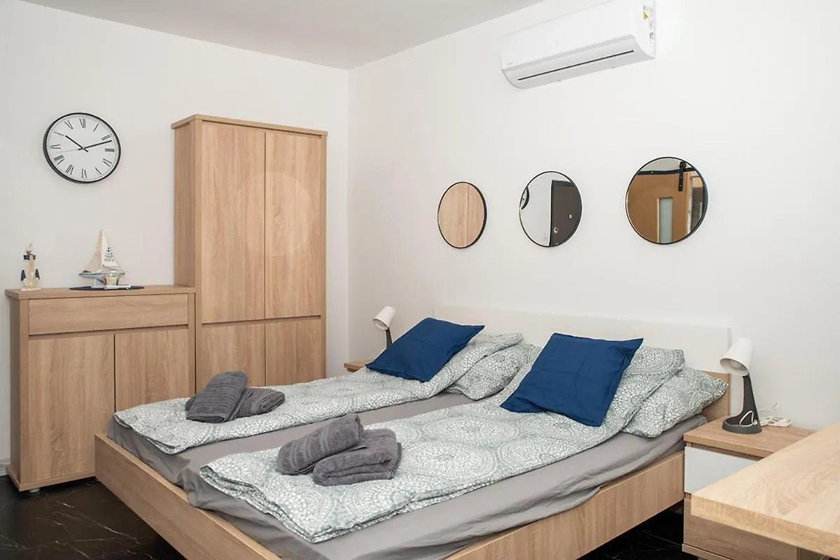 Homestay Villa Laki Rab Rab Town Croatia