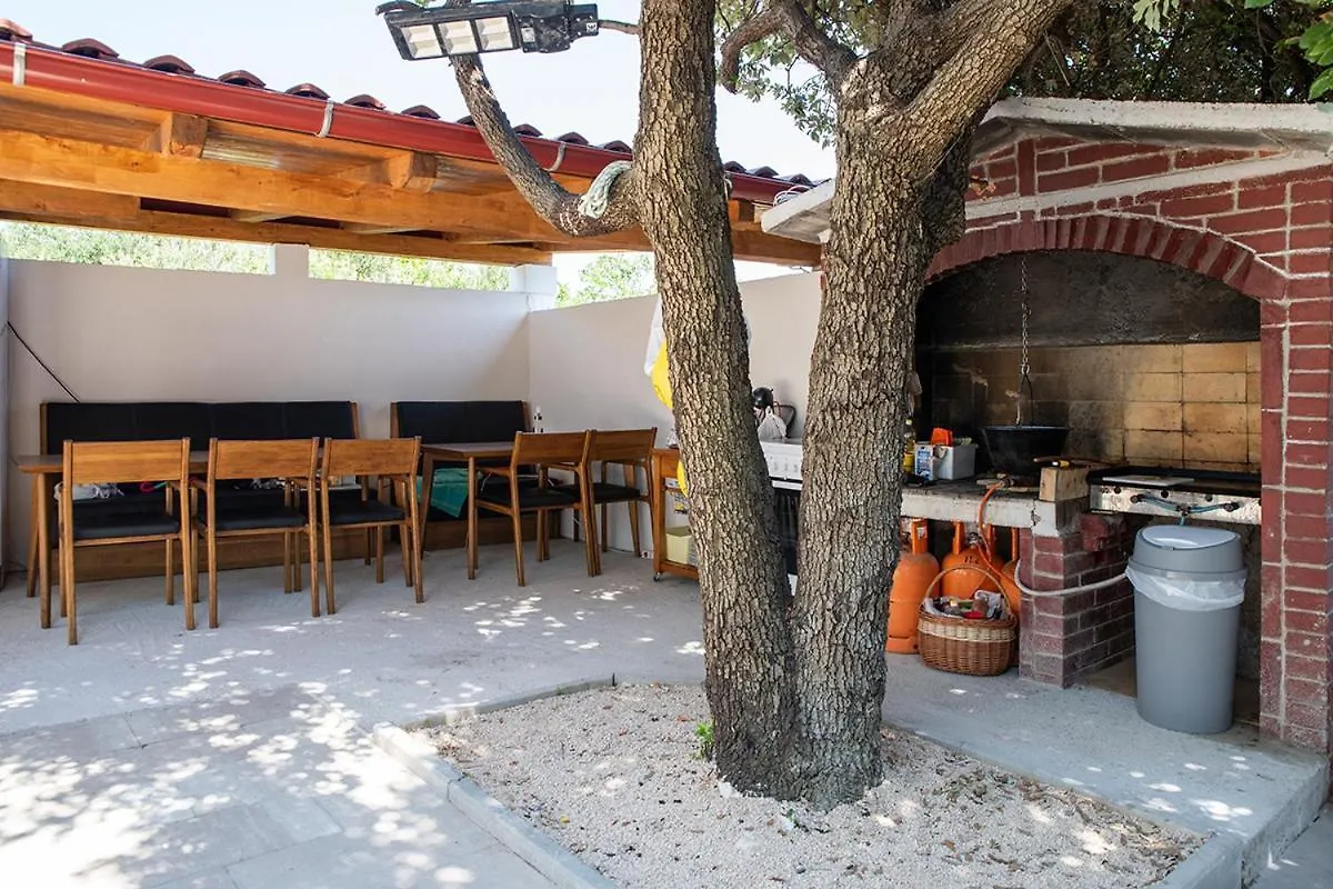 Villa Laki Rab Rab Town Homestay